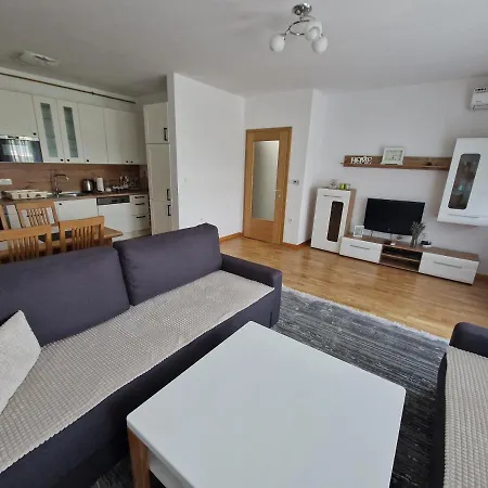 Semy Apartman